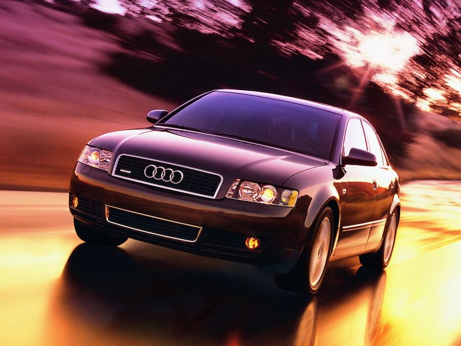  Audi A4 Sedan (B6,8E) 2000 года  (NA) (фото 4 из 14)